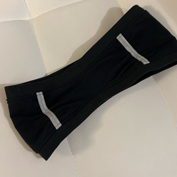 Lululemon running Headband - Picture 2 of 4